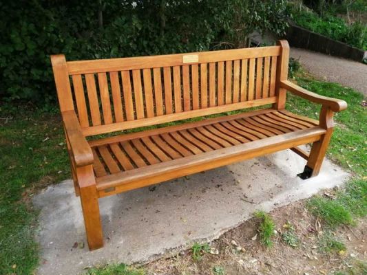Commorative Bench